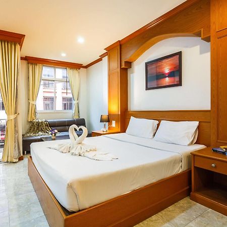 Oyo 739 Presley Guesthouse Phuket Patong Eksteriør bilde