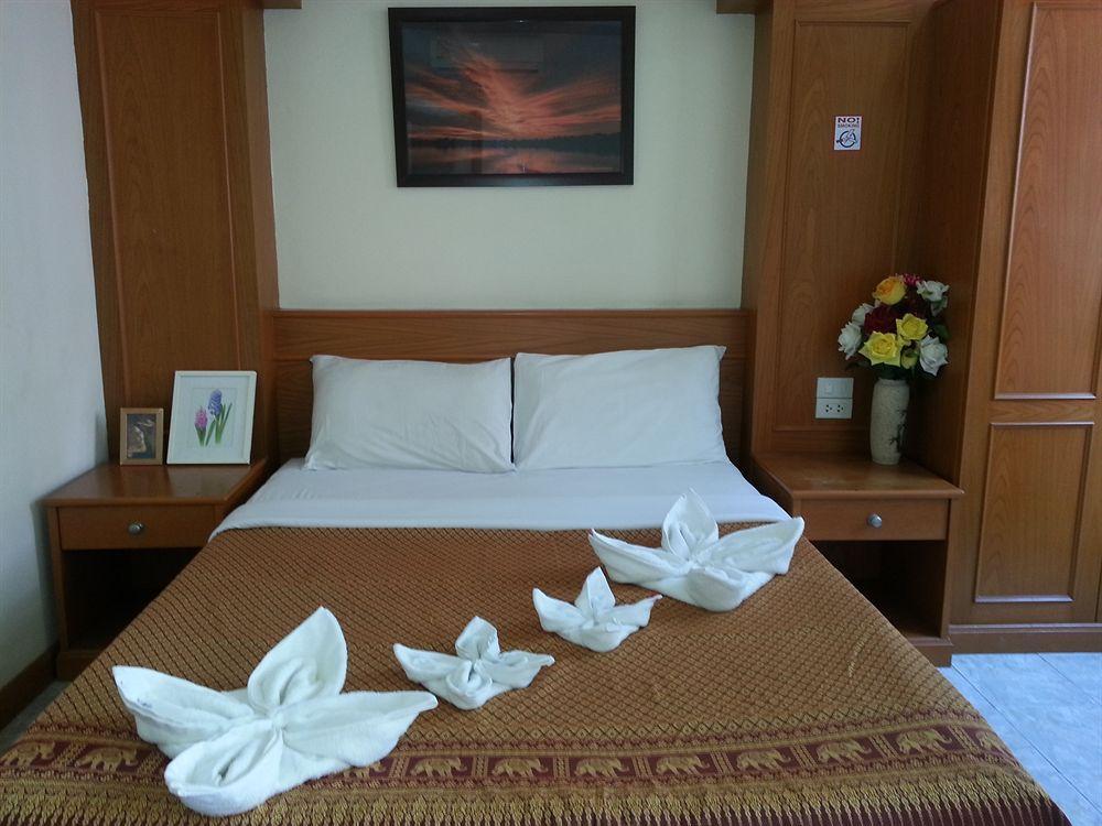 Oyo 739 Presley Guesthouse Phuket Patong Eksteriør bilde