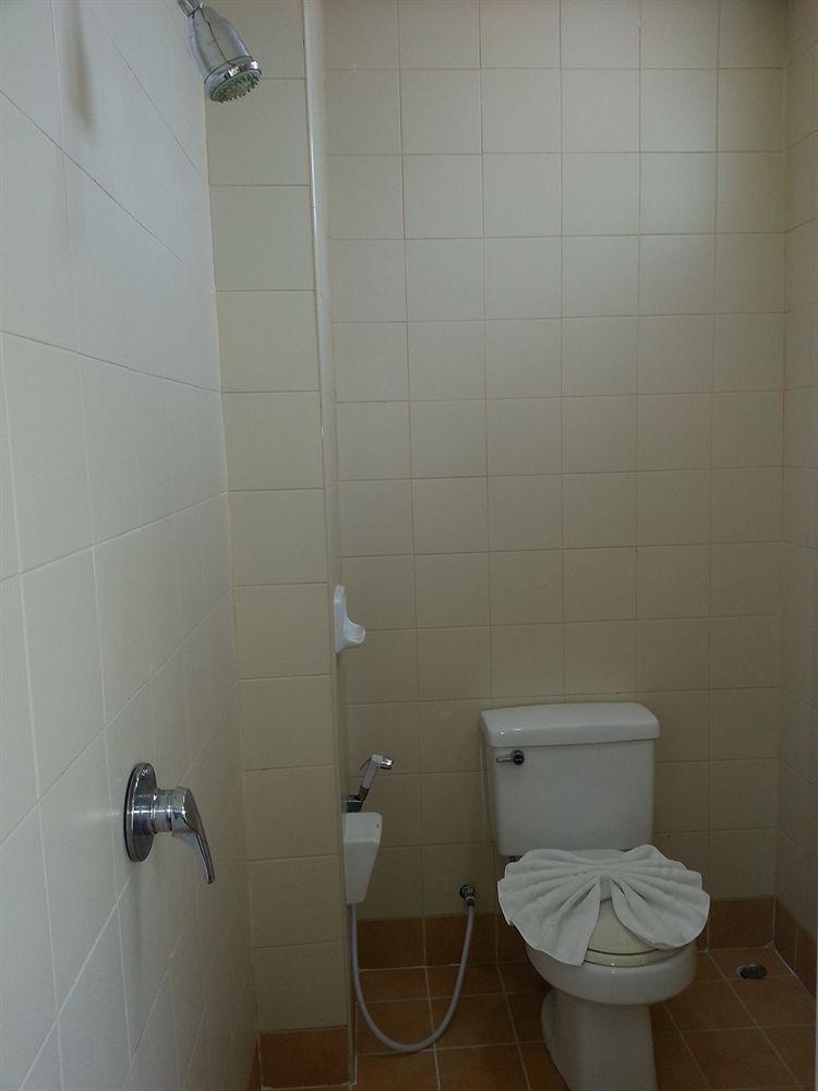 Oyo 739 Presley Guesthouse Phuket Patong Eksteriør bilde
