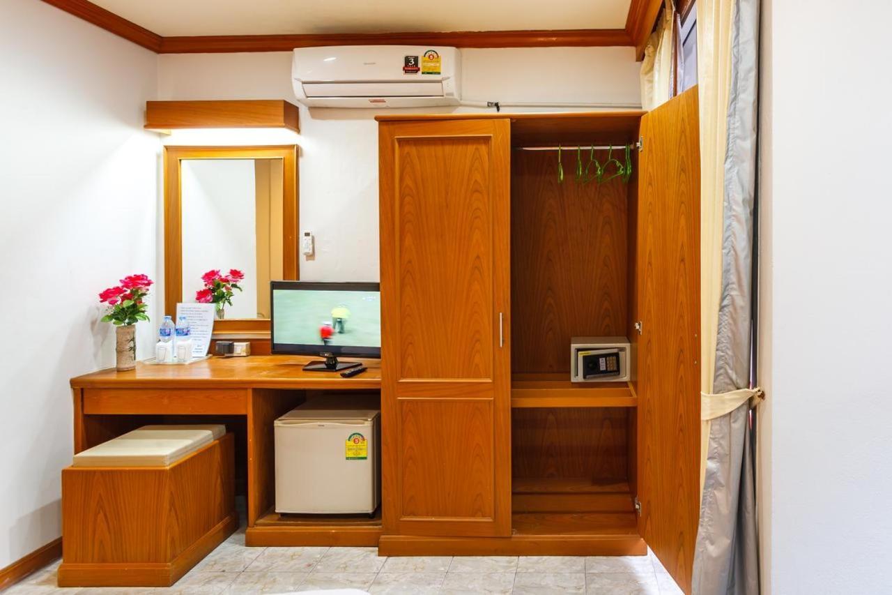 Oyo 739 Presley Guesthouse Phuket Patong Eksteriør bilde
